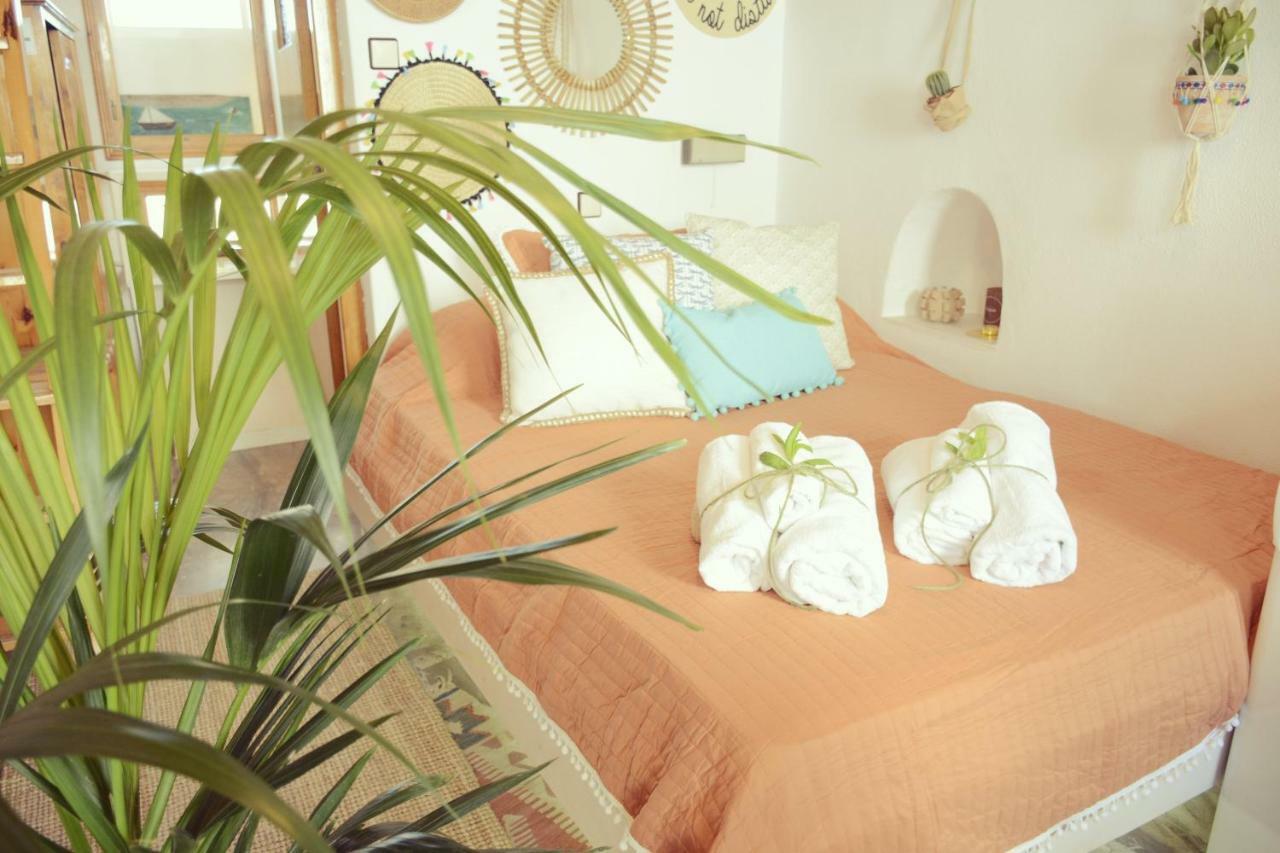 Bright & Relaxing Loft With Attic Room In The Heart Of Mykonos City Mykonos Town Экстерьер фото